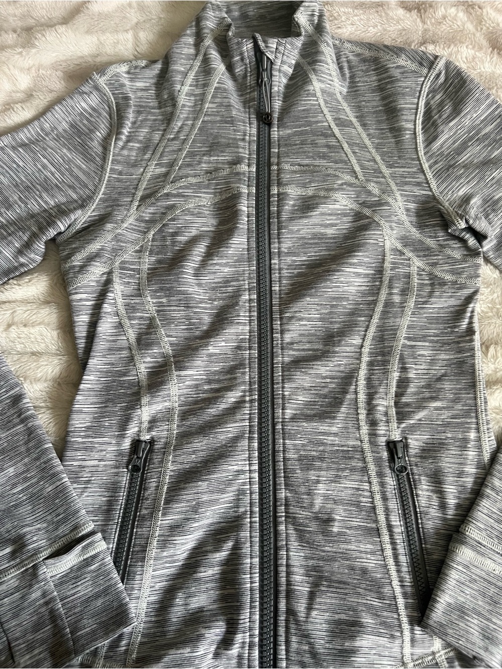 Lululemon Define Grey Jacket - Picture 2 of 7